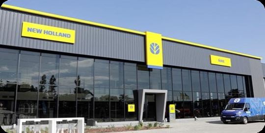 Fachada terminada de un concesionario New Holland Agriculture