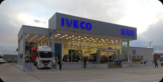 Fachada terminada de un concesionario IVECO